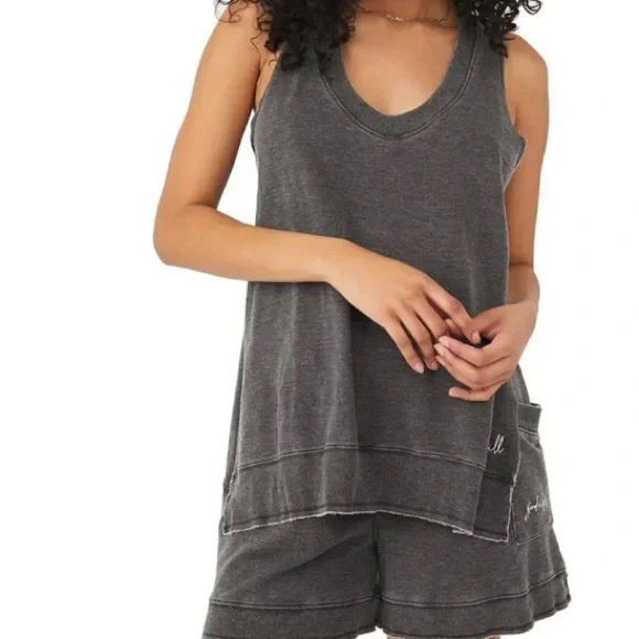 Free People Cozy Girl Distressed Lounge Shorts Grey
Size S - Picture 3 of 7